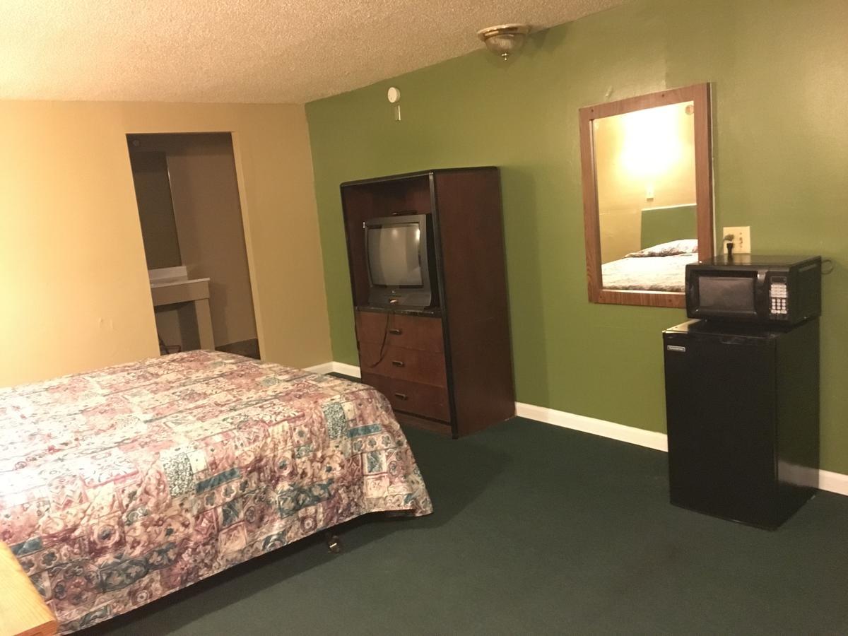 Crown Inn Толедо Екстер'єр фото