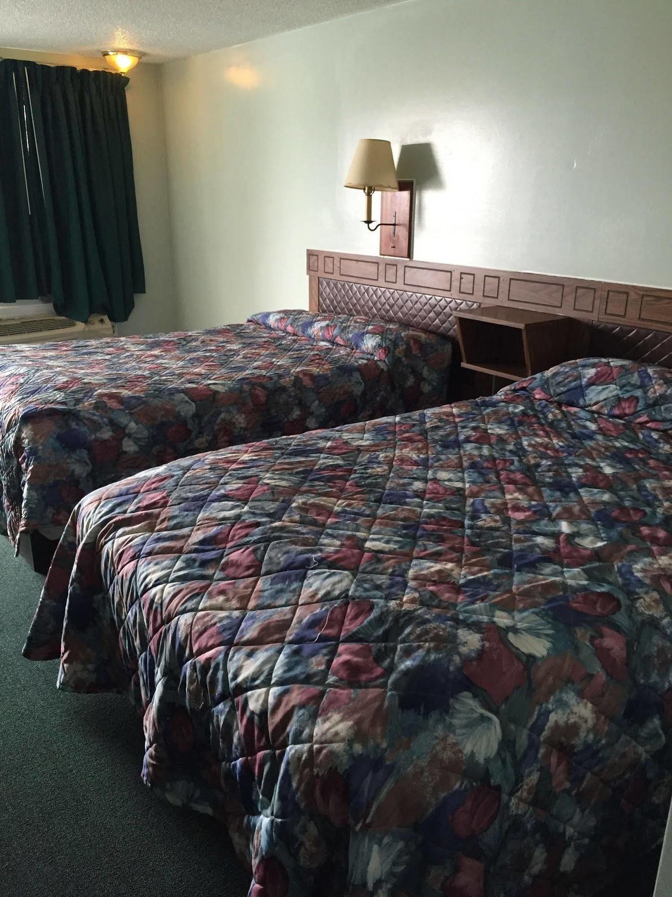 Crown Inn Толедо Екстер'єр фото